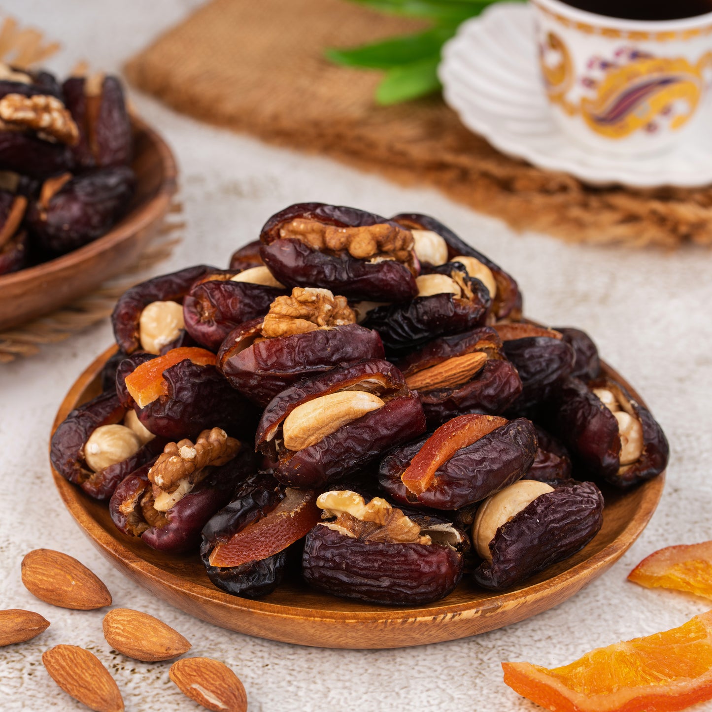 Assorted Arabian Dates with Nuts and Fruits Gift Box | Premium Arabian Dates